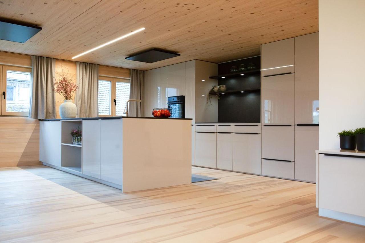 Bregenzerwaelder Appartements Familie Fink Андельсбух Екстер'єр фото